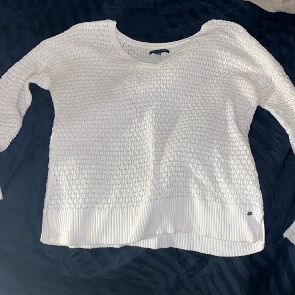 American Eagle Sweater - Picture 1 of 3